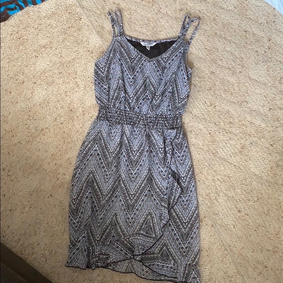 Summer dress - Picture 1 of 3